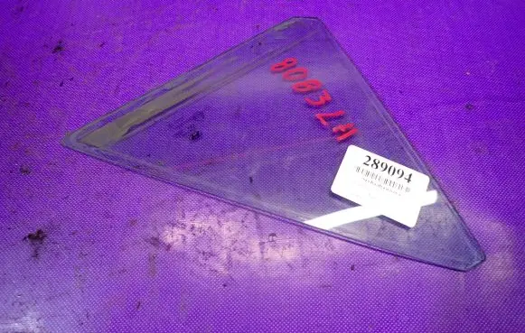 Hyundai i20 (GB IB) Front door window glass four-door