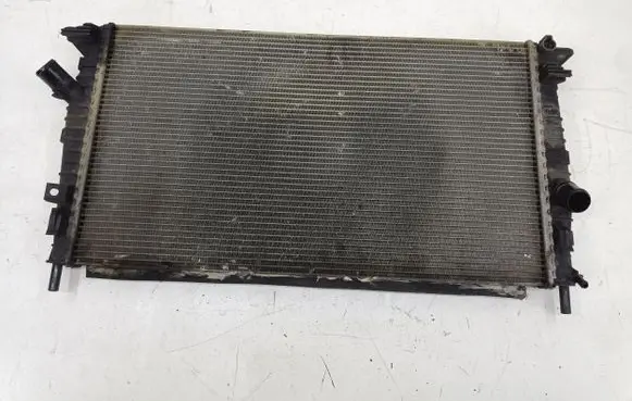 Volvo V50 Coolant radiator 3M5H8005TJ