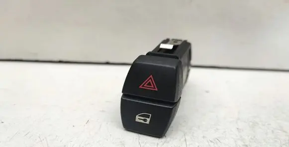 BMW 5 F10 F11 Hazard light switch 9161896 61319161896