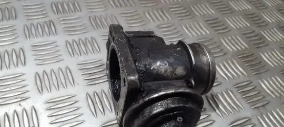 BMW 5 E39 EGR valve 11712246145 11.71-2246145