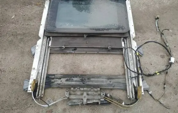 Sunroof set