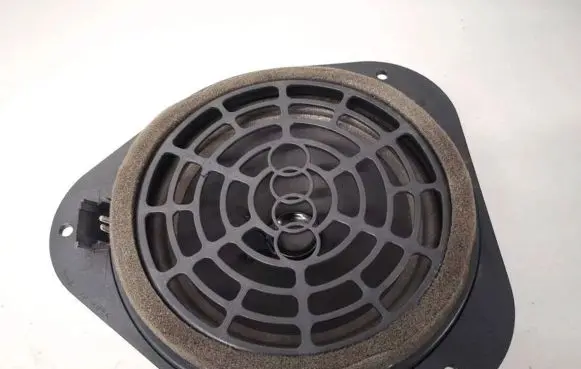 Audi A5 8T 8F Front door speaker 8t0035411a