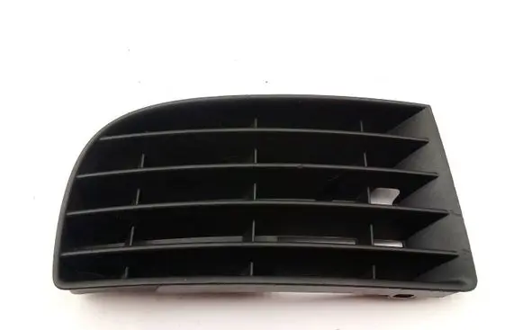 Volkswagen Golf V Front bumper lower grill 1K0853666