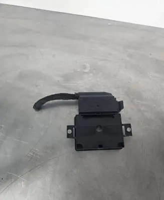 Audi A6 S6 C7 4G Hand brake control module 4H0907801F