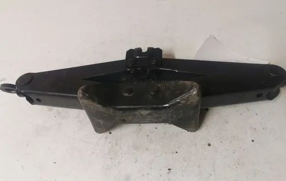 Nissan Primera Lift Jack 99550BM100