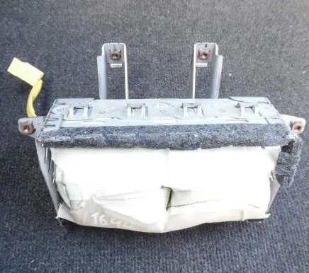 Mitsubishi Grandis Passenger airbag