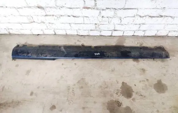 Hyundai Tiburon Sill