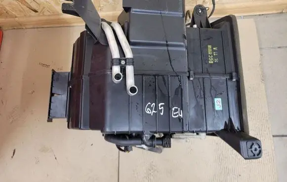 KIA Carens I Interior heater climate box assembly