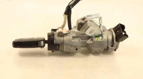 Hyundai i20 (PB PBT) Ignition lock ZDC2
