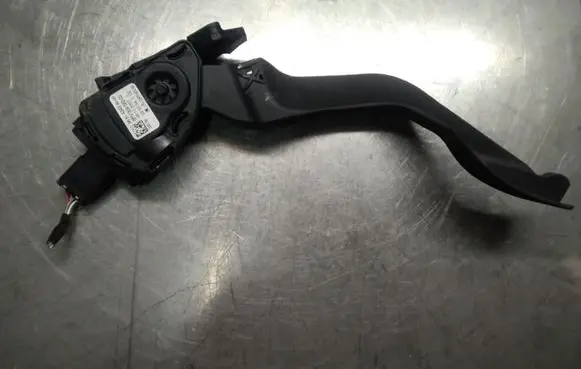 Peugeot 207 Accelerator pedal position sensor 968143438000 6PV00908302