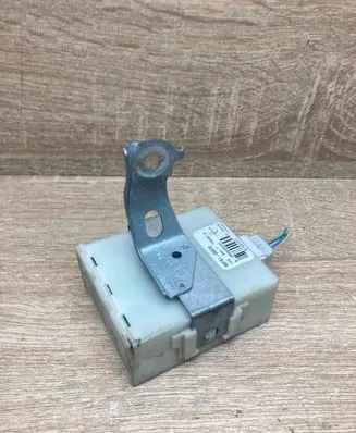 Toyota Avensis T250 Door control unit/module 8974105070 736680A LHD