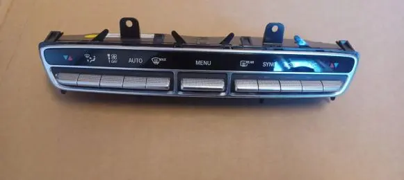 Mercedes-Benz E W213 Tailgate/trunk/boot open switch A2139059003
