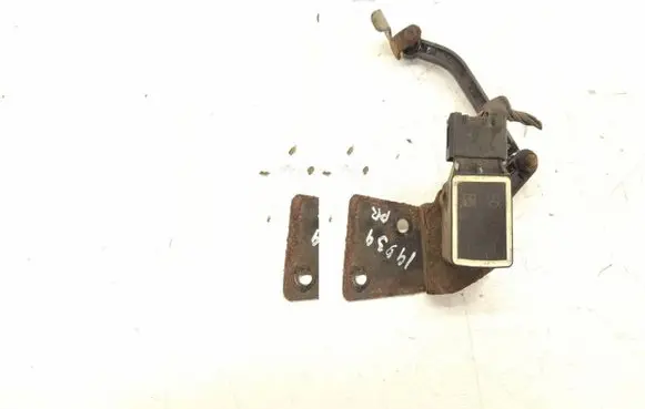 Mercedes-Benz GL X164 Air suspension front height level sensor 0105427717 1643200832