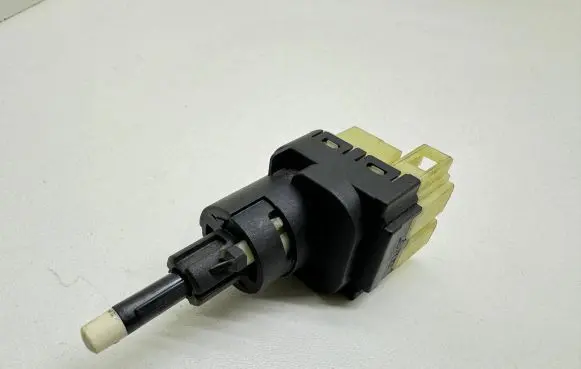 Audi A4 S4 B7 8E 8H Brake pedal sensor switch 1k2945511