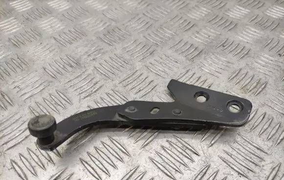 Mercedes-Benz Vito Viano W447 Sliding door upper roller guide/hinge A4477600147