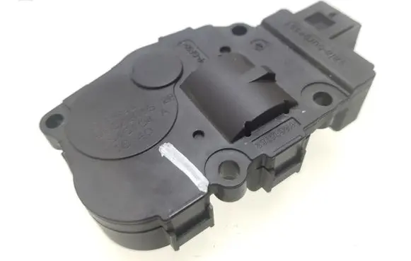 Mercedes-Benz GLE (W166 - C292) Air flap motor/actuator EFB496 T946104A