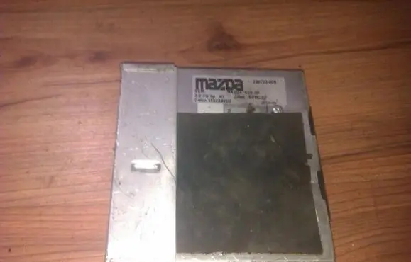 Mazda 626 Engine control unit/module 238703036 173238202
