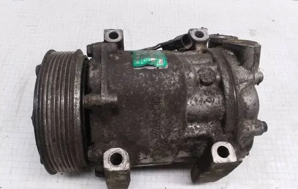 Opel Vectra C Air conditioning (A/C) compressor (pump) SD7V16 2288412424