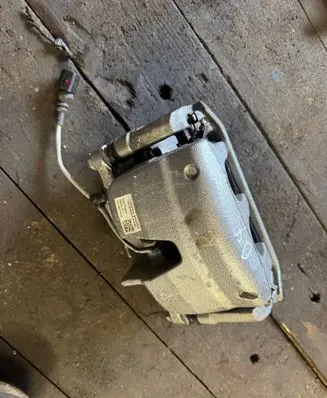 Audi Q4 e-tron Front brake caliper 1EA615106AC