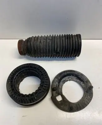 Chrysler Pacifica Front coil spring rubber mount 04721602AB MT205C
