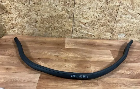 Opel Astra H Engine compartment rubber 