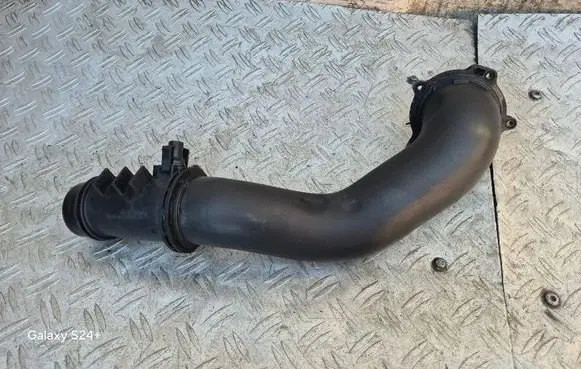 Intercooler hose/pipe