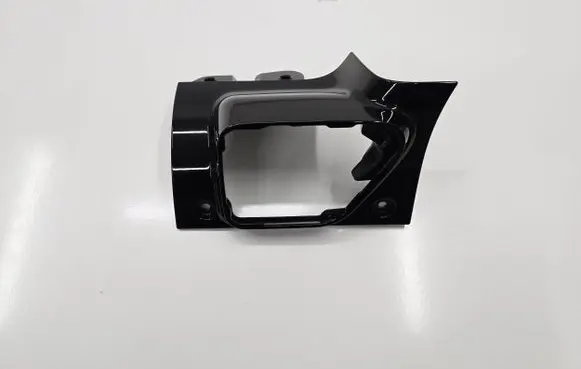 Jeep Wrangler Engine hood trim 6SS58TRMA
