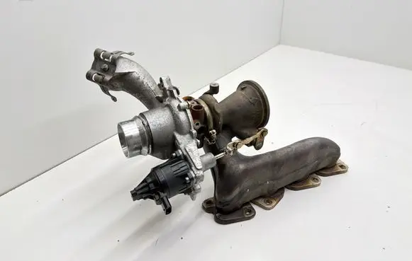 Mercedes-Benz C W205 Turbo A2640901200
