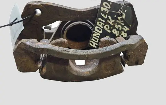 Hyundai i30 Front brake caliper