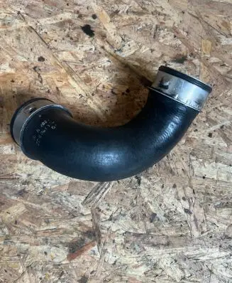 Mercedes-Benz C W203 Intercooler hose/pipe