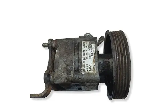 Volvo XC70 Power steering pump 31202095