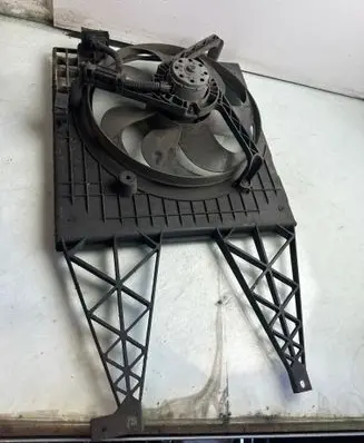 Seat Leon (1M) Electric radiator cooling fan 1J0121207 PA6GF30 135502351