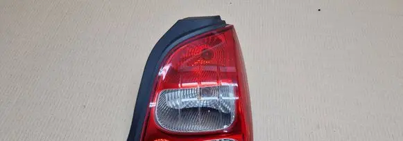 Renault Twingo II Rear/tail lights 8200387889