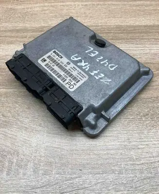 Opel Zafira A Engine control unit/module ECU 24417169 0281010268 PDUSED