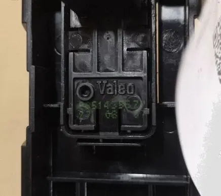 Citroen C4 I Electric window control switch 9651465677