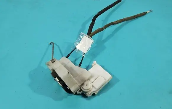 Mazda CX-9 Front door lock Y18TR2 IMPRK1505057