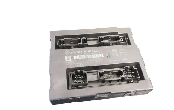 Audi A4 S4 B8 8K Comfort/convenience module 8K0907064KE 5DK01235080
