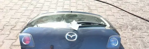 Mazda 3 I Tailgate/trunk/boot lid