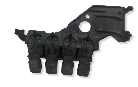 Audi Q7 4M Turbo solenoid valve 06E133520M