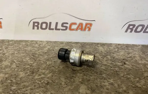 Air conditioning (A/C) pressure sensor