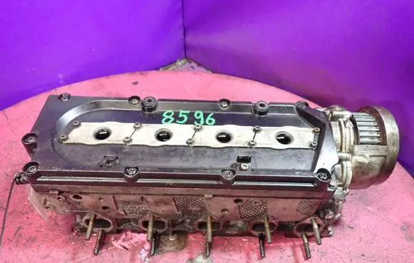 Audi A8 S8 D3 4E Engine head 373AD057