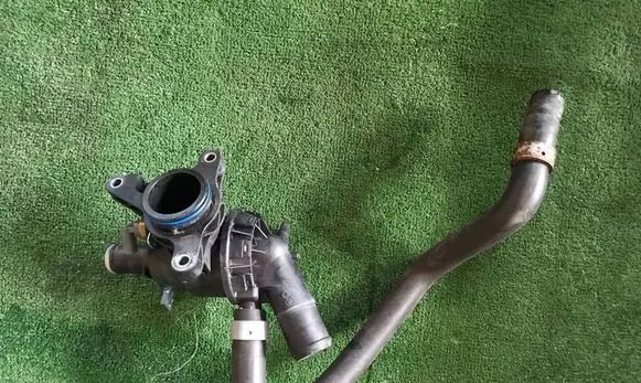 Ford Transit Custom Thermostat/thermostat housing GK2Q-9K478-CA