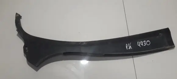 Peugeot 206 Wiper trim 9630607377