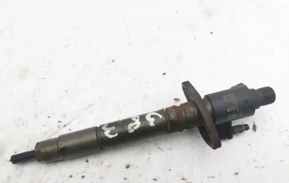 Fuel injector