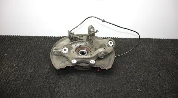 Mercedes-Benz C W204 Rear wheel hub 