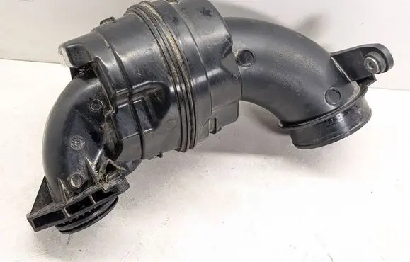 Volvo V60 Intake resonator 31370245