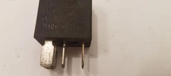 Volvo V70 Other relay 9441161 4R000751400