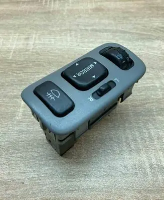 Toyota Avensis T250 Wing mirror switch 5472K96