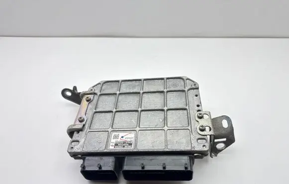 Toyota Auris 150 Engine control unit/module 896610Z250 MB2754001721
