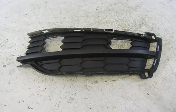 Skoda Karoq Front bumper lower grill 57A807368